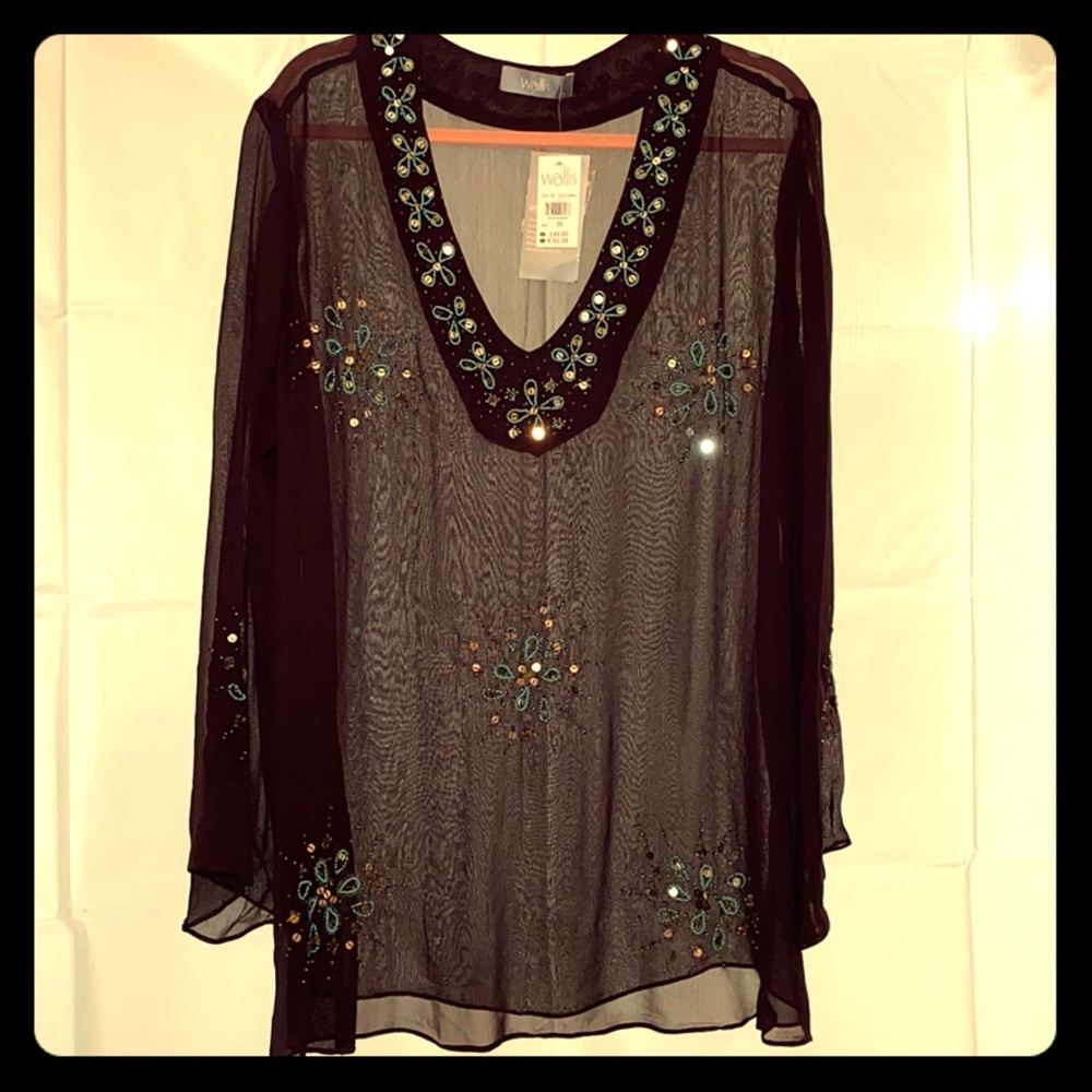 New Wallis swimsuit cover up. SZ 18